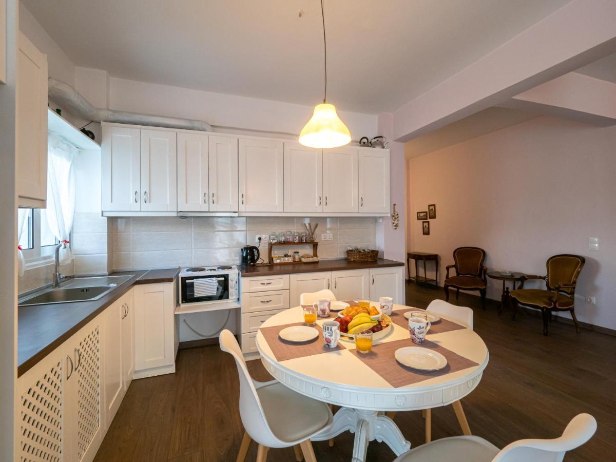Central & Bright 2Bd Apt In Corfu Town Near Port Esterno foto