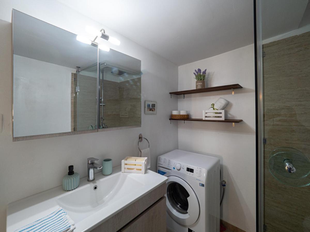 Central & Bright 2Bd Apt In Corfu Town Near Port Esterno foto